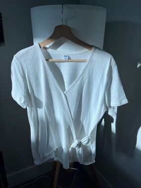 Old Navy White Tie-Front V-Neck Blouse